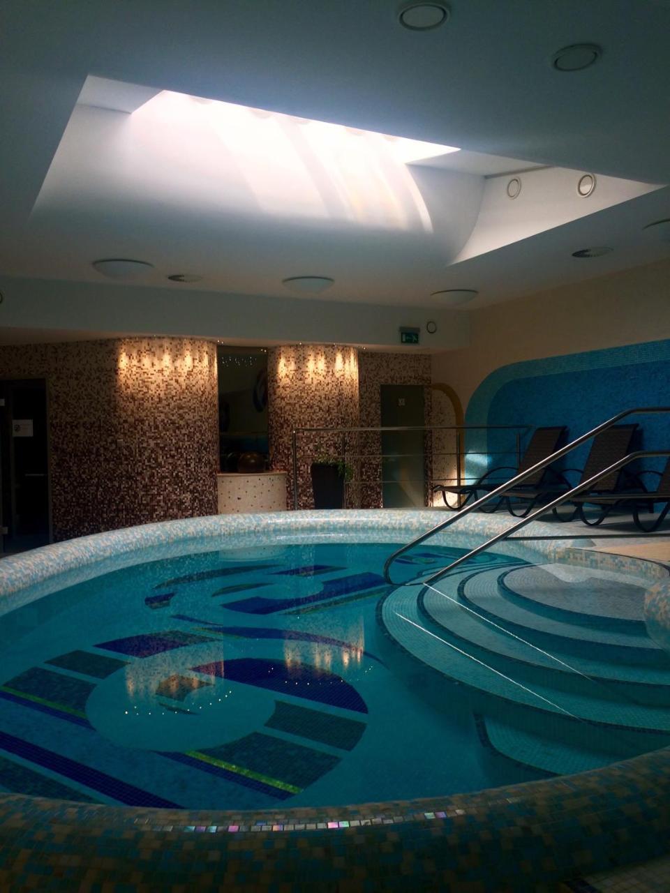 Wellness Hotel Loewe Piestany Bagian luar foto